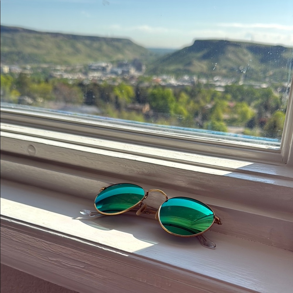 Ray Ban Green Round Lens Sunglasses